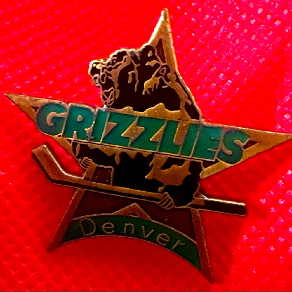 Denver Grizzlies Bears October 1 1994 Logo IHL Hockey Pin Brooch Rare Collection